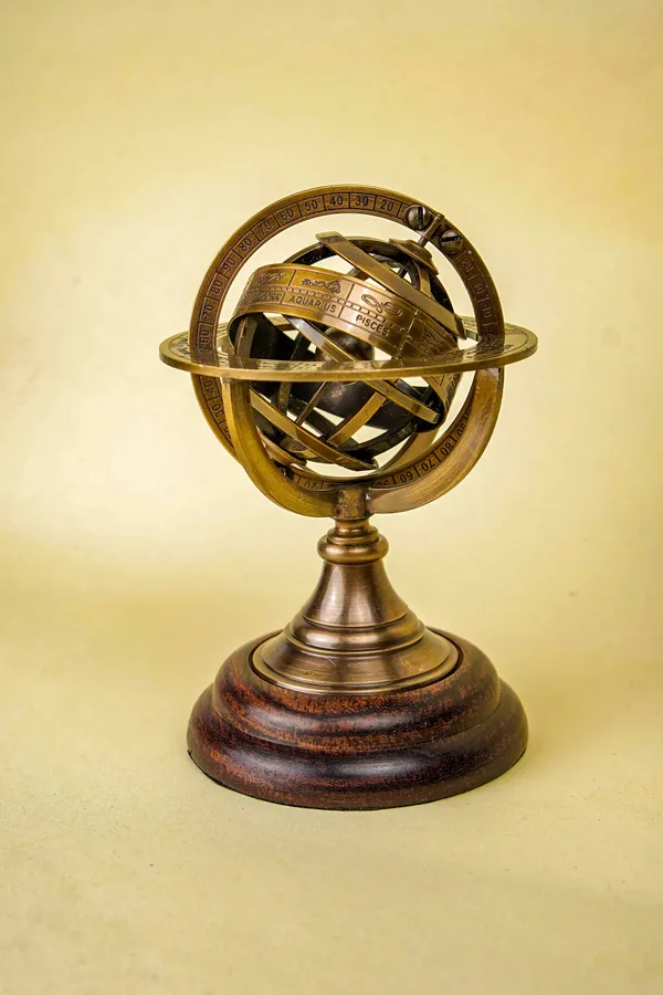 Astra_6.3_Classic_Armillary_Sphere_On_Wooden_Base